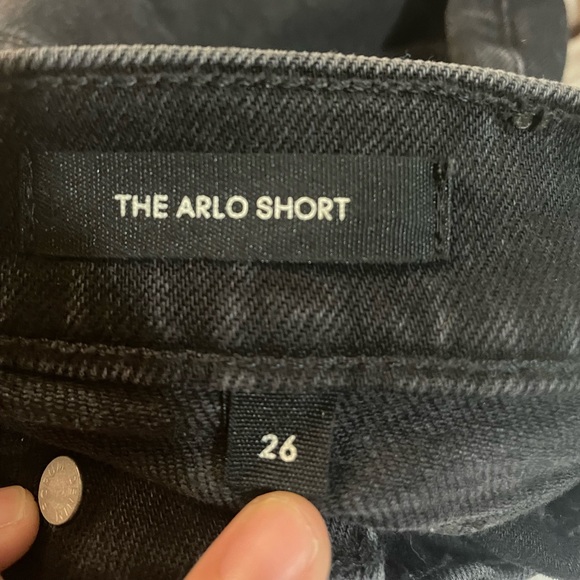 Aritzia Denim Forum Arlo short in US size 26 - Picture 13 of 13